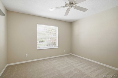 Located on one of the most beautiful cul-de-sac streets in - photo 30