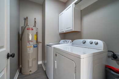 Beautifully updated 3-bedroom, 2-bath home offering 1,868 square - photo 36