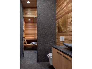 Completed in 2023 and thoughtfully designed by its owners, this - photo 37