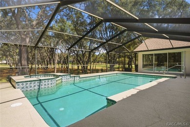 Located on one of the most beautiful cul-de-sac streets in - photo 37