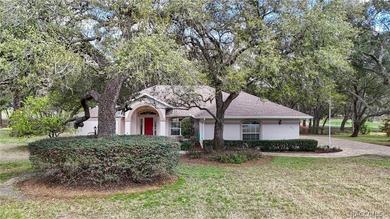 Located on one of the most beautiful cul-de-sac streets in - photo 46