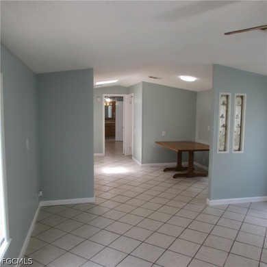 Great location at Pine Island Center... Cute 2-bedrooms 2-baths - photo 5