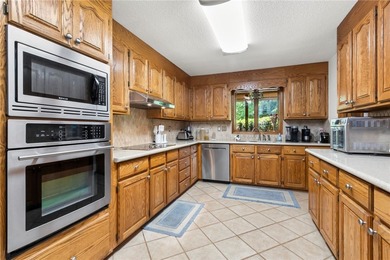 Fantastic Lake Hartwell lot with deep water and a custom-built - photo 14