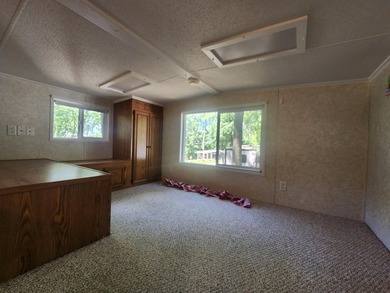 Beautiful 2006 Park Model with double loft and queen bedroom on - photo 18