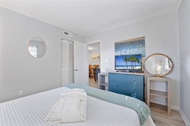 Flipflop distance to beach! This top floor corner Villa is just - photo 21