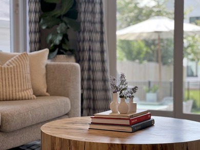 Everything you could want in a home is right here at 716 S - photo 22