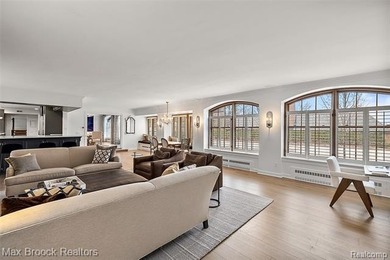A rare luxury estate opportunity where privacy and presence come - photo 7