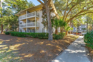 Flipflop distance to beach! This top floor corner Villa is just - photo 28