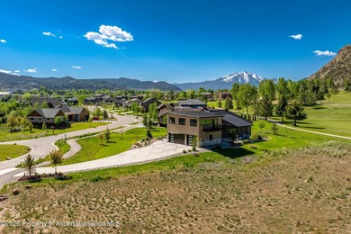 This beautiful, near new, 3,206 square foot home sits on a - photo 30