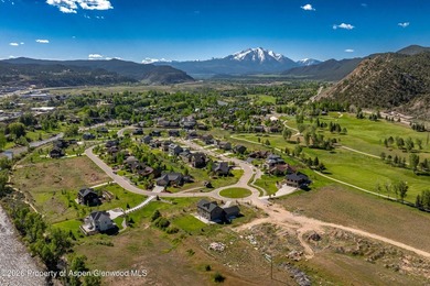 This beautiful, near new, 3,206 square foot home sits on a - photo 31