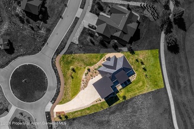 This beautiful, near new, 3,206 square foot home sits on a - photo 32