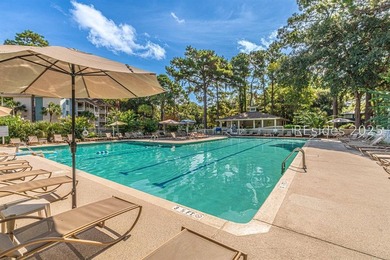 Flipflop distance to beach! This top floor corner Villa is just - photo 33