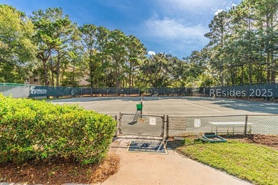 Flipflop distance to beach! This top floor corner Villa is just - photo 35