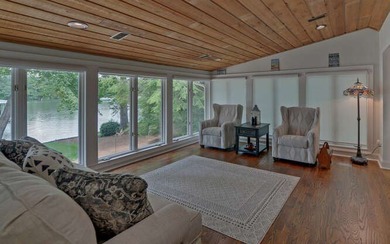 Magnificent Sunsets from the Large Lakefront Home on Lake - photo 10