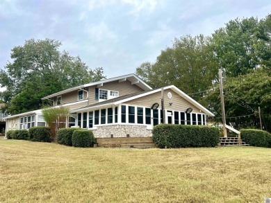 Lake Barkley Home For Sale in Cadiz Kentucky