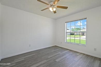 Move-in ready 4-bedroom home on a desirable corner lot in - photo 8
