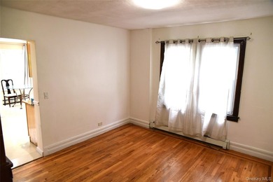 Baychester Area off 233 rd St One Family Frame Semidetached 3 - photo 7