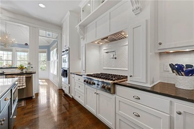 SELLERS ACCEPTED A SIGHT UNSEEN OFFER. Vacation at home in this - photo 22