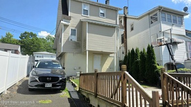 Desirable doctor's row location! Cash buyers preferred. Fully - photo 22
