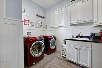 SELLERS ACCEPTED A SIGHT UNSEEN OFFER. Vacation at home in this - photo 26
