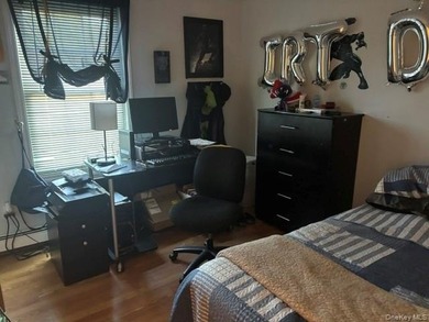 Sprawling 3 Bd Ranch Features All Wood Floors, 2 Full Baths - photo 10