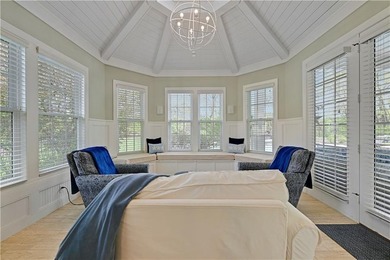 SELLERS ACCEPTED A SIGHT UNSEEN OFFER. Vacation at home in this - photo 31