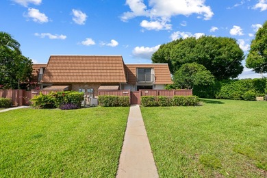 Beautifully renovated corner-unit townhome featuring 2 bedrooms - photo 1