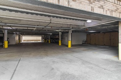 Seller Offering $2500 in Closing Costs (Carpet Allowance) with - photo 33