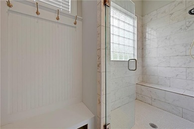 SELLERS ACCEPTED A SIGHT UNSEEN OFFER. Vacation at home in this - photo 36