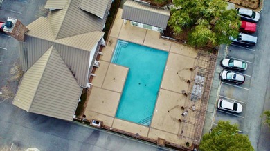 Seller Offering $2500 in Closing Costs (Carpet Allowance) with - photo 40