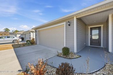Short sale bank approved price! This home designed with space - photo 4