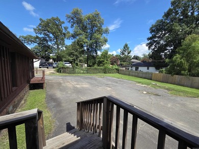 Position your business for success in this well-located - photo 3