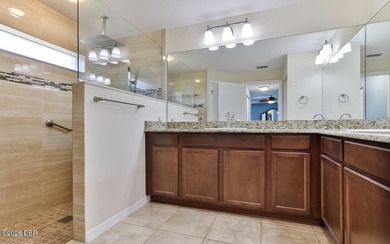 Welcome to this stunning 2014 Seagate Willow home, where - photo 3
