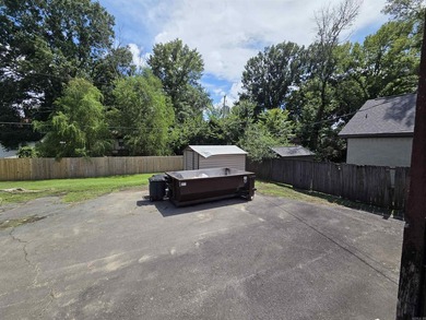 Position your business for success in this well-located - photo 4