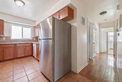 3-bedroom ranch offering 2 full bathrooms, a full finished - photo 11