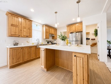 SELLER IS OFFERING A CREDIT FOR 6 MONTHS PAID SPACE RENT! - photo 11