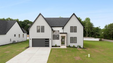 Lake Cooley Home For Sale in Wellford South Carolina