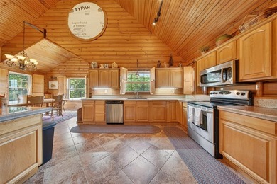 Welcome to 945 Canyon Run Road at beautiful Lake Malone in - photo 13