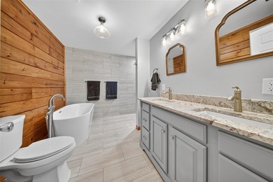 Welcome to 945 Canyon Run Road at beautiful Lake Malone in - photo 17