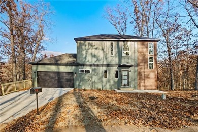 Lake Windsor Home For Sale in Bella Vista Arkansas