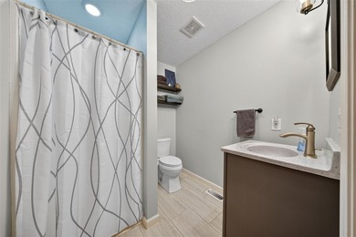 Welcome to 945 Canyon Run Road at beautiful Lake Malone in - photo 22