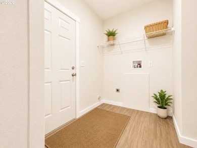 SELLER IS OFFERING A CREDIT FOR 6 MONTHS PAID SPACE RENT! - photo 28