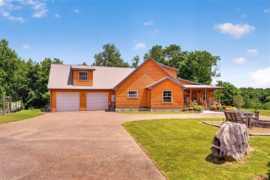 Welcome to 945 Canyon Run Road at beautiful Lake Malone in - photo 43