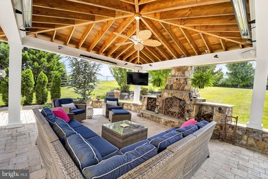 Rare opportunity in Raspberry Falls - only the second home - photo 9