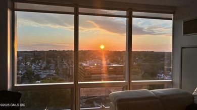 High Style luxury living at ''1 BROAD STREET'' Downtown High