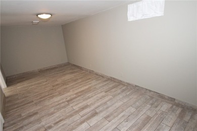 Easy First-Floor Living in Webster! Looking for first-floor - photo 14