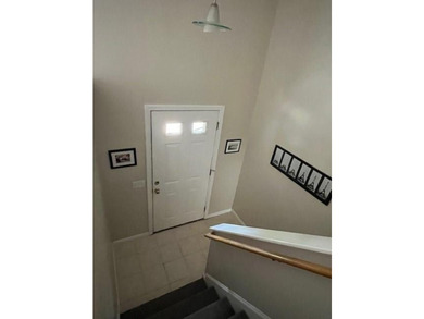 Welcome to 1676 Kingstown Road-a charming and spacious South - photo 16