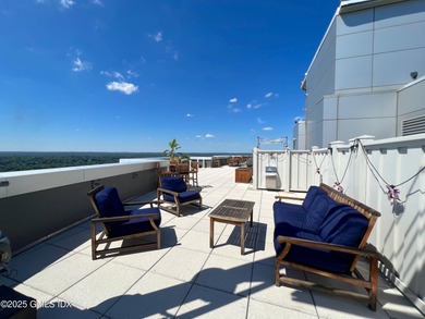 High Style luxury living at ''1 BROAD STREET'' Downtown High