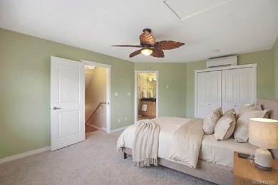 Welcome to this beautifully maintained patio home in the - photo 32