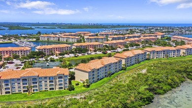 If you've been waiting for an END unit, PENTHOUSE condo with one - photo 33